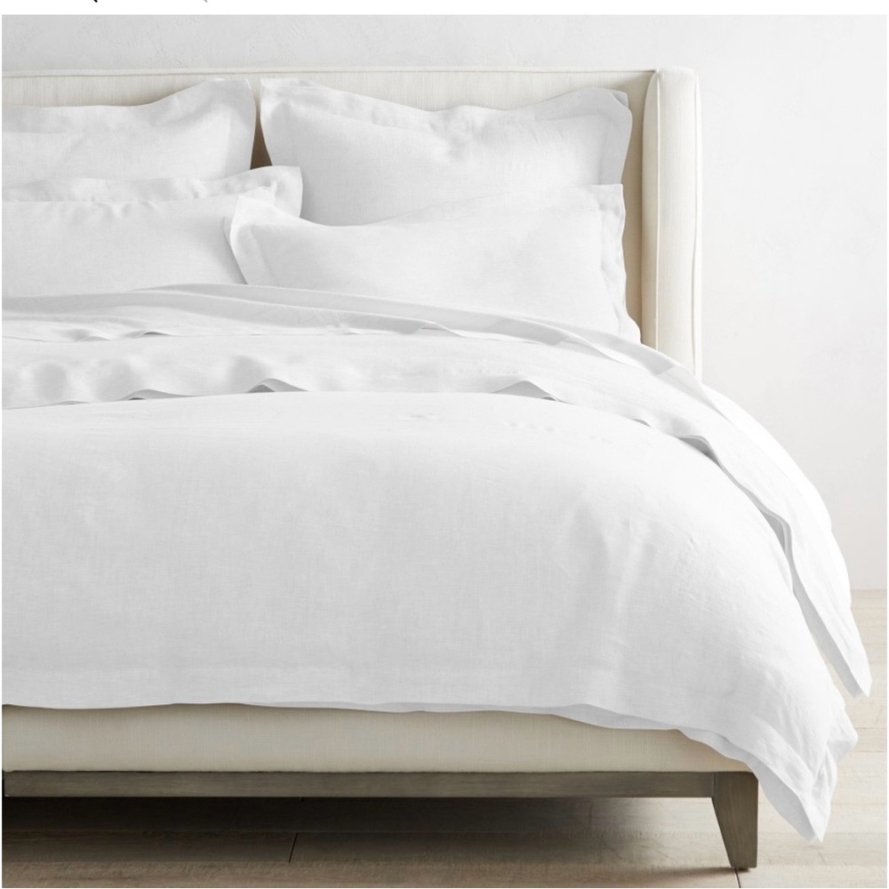 Williams Sonoma Chambers Linen Duvet Cover and Two Shams